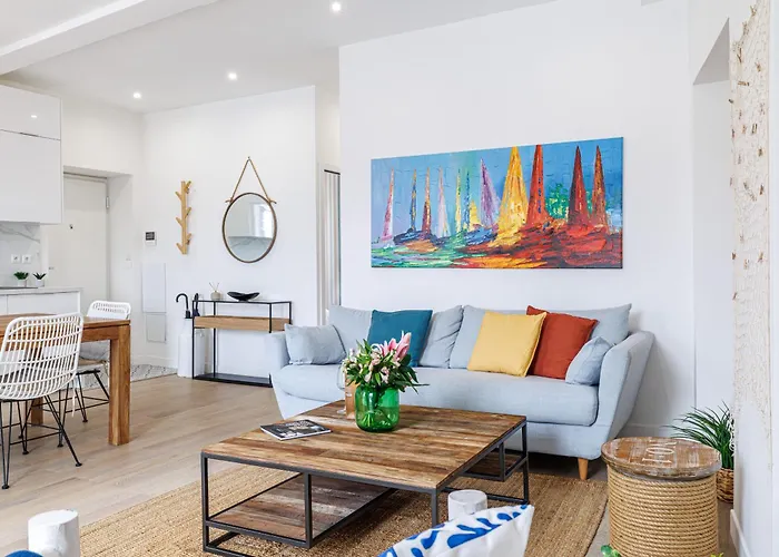 Sunlight - Archibald - Port Area, 2 Bedrooms, Stunning With Balcony & Parking Apartmán *