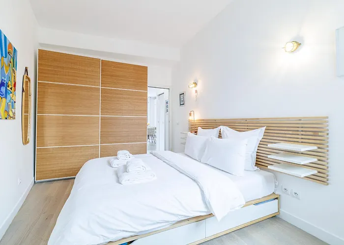 Sunlight - Archibald - Port Area, 2 Bedrooms, Stunning With Balcony & Parking Apartmán Nice